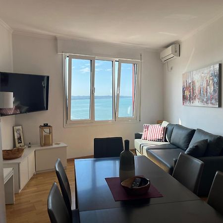 Beachfront Marilyn Дуррес Экстерьер фото