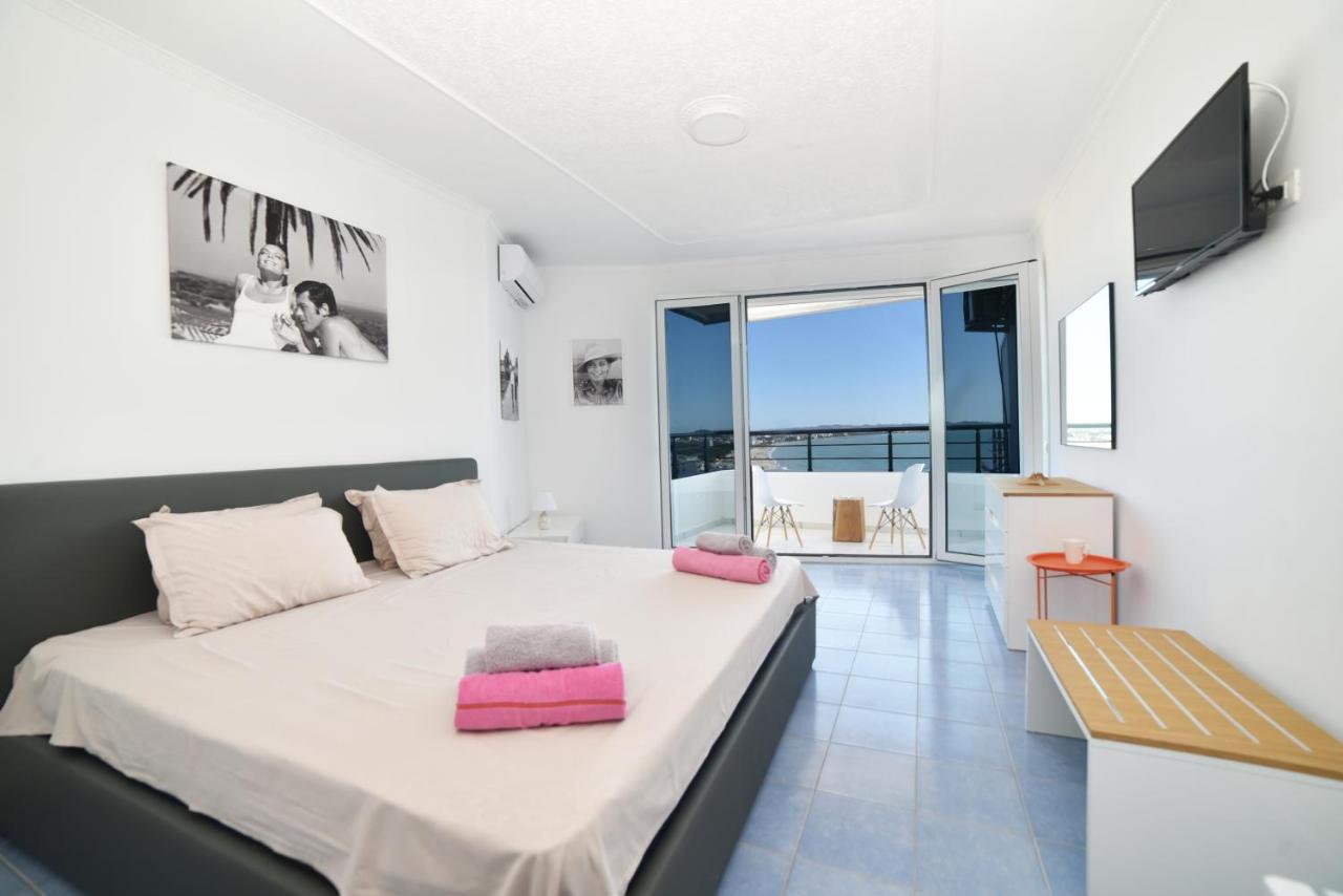 Beachfront Marilyn Дуррес Экстерьер фото