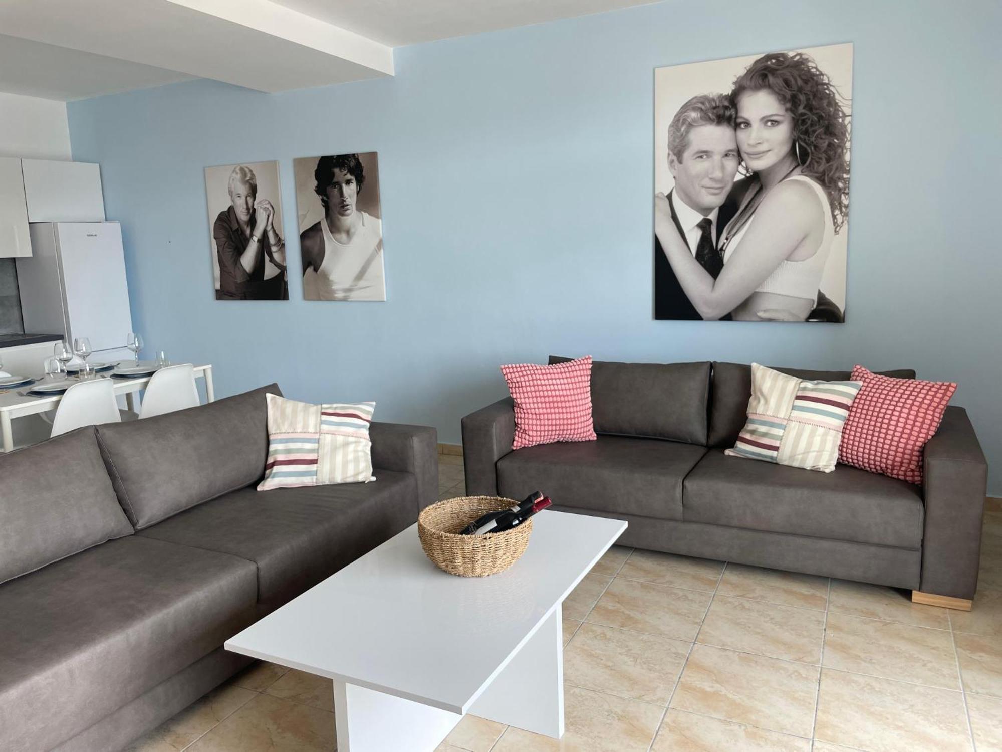 Beachfront Marilyn Дуррес Экстерьер фото